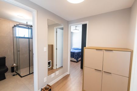 Apartamento à venda com 99m², 3 quartos e 2 vagas Apartamento à venda com 99m², 3 quartos e 2 vagasHall dos quartos
