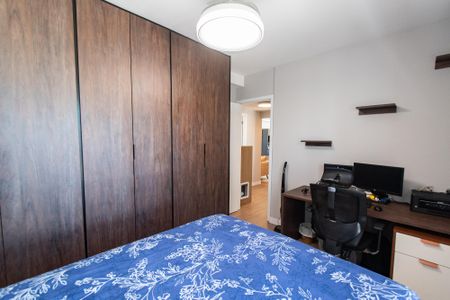 Apartamento à venda com 99m², 3 quartos e 2 vagas Apartamento à venda com 99m², 3 quartos e 2 vagasQuarto 2