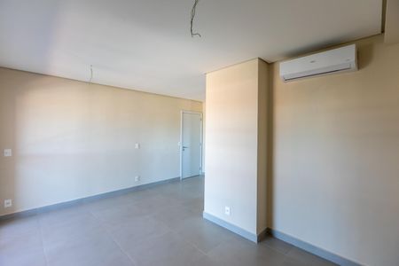 Sala de apartamento à venda com 2 quartos, 58m² em Nova Campinas, Campinas