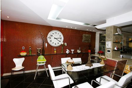 Apartamento para alugar com 300m², 4 quartos e 2 vagasCopa