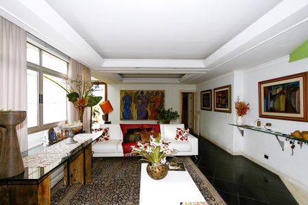 Apartamento para alugar com 300m², 4 quartos e 2 vagasDetalhe Sala