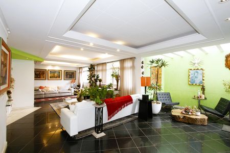 Sala de apartamento para alugar com 4 quartos, 300m² em Santa Lúcia, Belo Horizonte