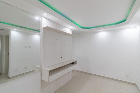 Sala de apartamento para alugar com 2 quartos, 47m² em Jardim Santa Teresinha, São Paulo