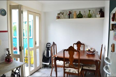 Sala 1 de casa de condomínio à venda com 2 quartos, 99m² em Tristeza, Porto Alegre