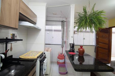 Apartamento à venda com 30m², 1 quarto e 1 vaga Apartamento à venda com 30m², 1 quarto e 1 vagaCozinha e Área de Serviço