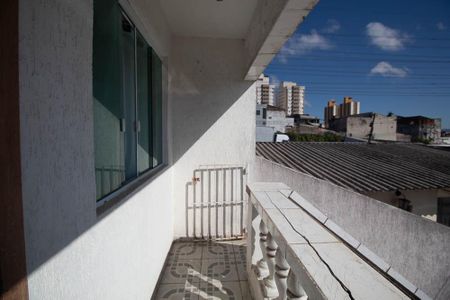 Casa para alugar com 120m², 2 quartos e sem vaga Casa para alugar com 120m², 2 quartos e sem vagaVaranda