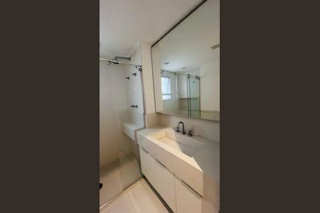 Apartamento para alugar com 165m², 3 quartos e 3 vagas