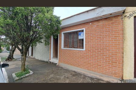 Casa à venda com 200m², 3 quartos e 2 vagasFachada Secundaria
