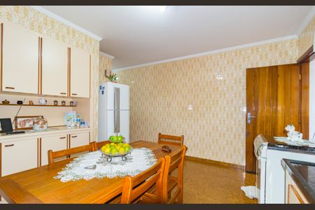 Casa à venda com 200m², 3 quartos e 2 vagasCozinha