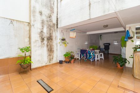 Casa à venda com 200m², 3 quartos e 2 vagasÁrea de Serviço