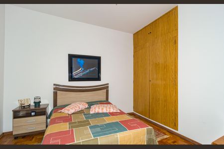 Casa à venda com 200m², 3 quartos e 2 vagasQuarto 3