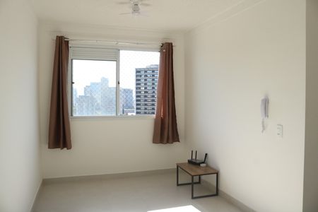 Sala de apartamento para alugar com 2 quartos, 36m² em Parque Industrial Tomas Edson, São Paulo