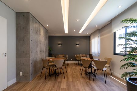 Apartamento à venda com 34m², 2 quartos e sem vagaÁrea comum - Salão de festas