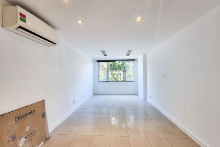 Studio  de kitnet/studio para alugar com 1 quarto, 34m² em Centro, Rio de Janeiro