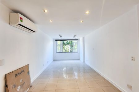 Studio  de kitnet/studio para alugar com 1 quarto, 34m² em Centro, Rio de Janeiro