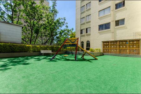 Apartamento à venda com 56m², 2 quartos e 1 vaga Apartamento à venda com 56m², 2 quartos e 1 vagaÁrea comum - Playground