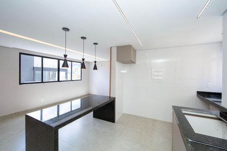 Apartamento para alugar com 63m², 2 quartos e 2 vagas Apartamento para alugar com 63m², 2 quartos e 2 vagasCOZINHA