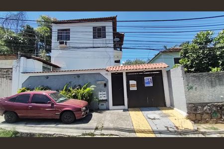 Casa de condomínio à venda com 65m², 2 quartos e 1 vagaFachada