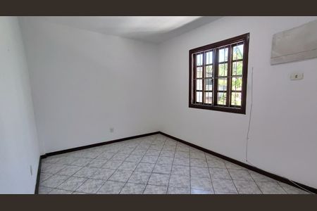 Suíte de casa de condomínio à venda com 2 quartos, 65m² em Tanque, Rio de Janeiro
