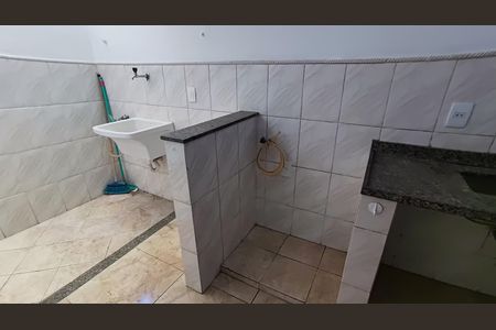 Casa de condomínio à venda com 65m², 2 quartos e 1 vagaCozinha