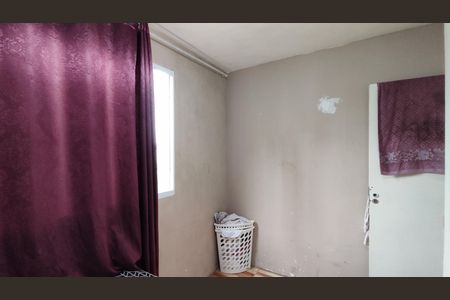 Quarto 1 de apartamento para alugar com 2 quartos, 50m² em Jardim das Oliveiras, Itaquaquecetuba