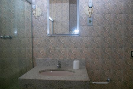 Casa à venda com 260m², 5 quartos e 2 vagas