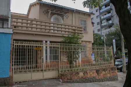 Casa à venda com 260m², 5 quartos e 2 vagas