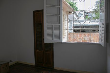 Casa à venda com 260m², 5 quartos e 2 vagas