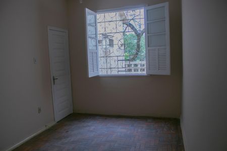 Casa à venda com 260m², 5 quartos e 2 vagas