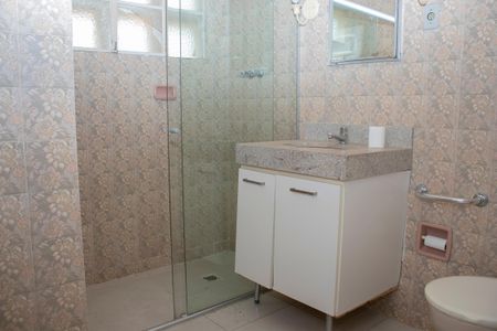 Casa à venda com 260m², 5 quartos e 2 vagas