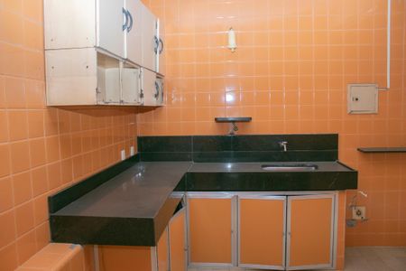 Casa à venda com 260m², 5 quartos e 2 vagas