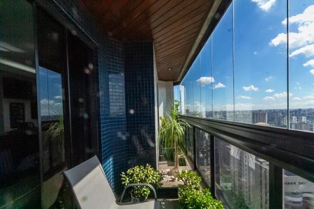 Varanda  de apartamento à venda com 3 quartos, 186m² em Vila Marlene, São Bernardo do Campo