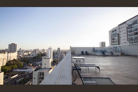 Studio à venda com 24m², 1 quarto e 1 vaga Studio à venda com 24m², 1 quarto e 1 vagaÁrea comum - Piscina