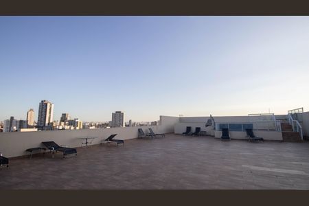 Studio à venda com 24m², 1 quarto e 1 vaga Studio à venda com 24m², 1 quarto e 1 vagaÁrea comum - Piscina