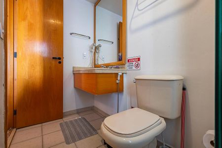 Studio para alugar com 23m², 1 quarto e 1 vaga Studio para alugar com 23m², 1 quarto e 1 vagaBanheiro Social