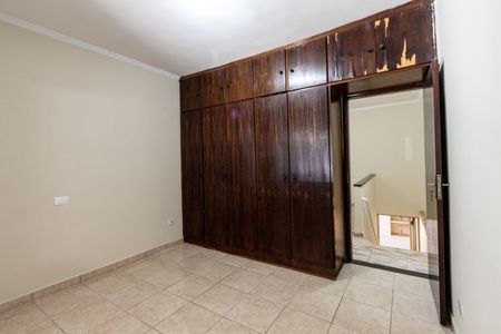 Quarto 1 de casa para alugar com 2 quartos, 150m² em Vila Ipojuca, São Paulo