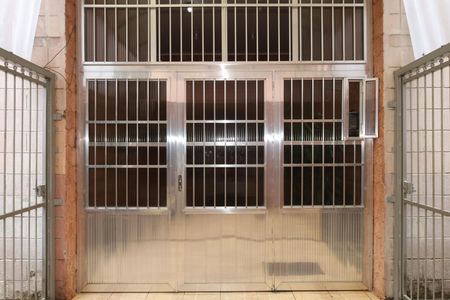 Apartamento à venda com 72m², 2 quartos e 2 vagasÁrea comum - Entrada do prédio