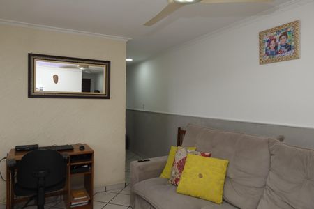 Apartamento à venda com 72m², 2 quartos e 2 vagasSala