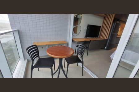 Varanda de kitnet/studio para alugar com 1 quarto, 29m² em Caminho das Árvores, Salvador