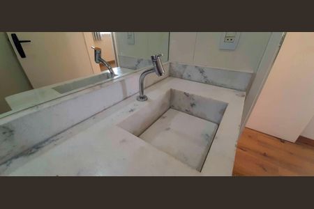 Apartamento para alugar com 67m², 2 quartos e 2 vagas