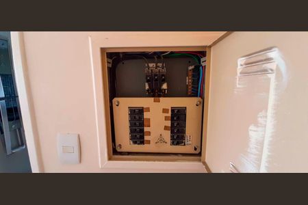 Apartamento para alugar com 67m², 2 quartos e 2 vagas Apartamento para alugar com 67m², 2 quartos e 2 vagasQuadro de Luz