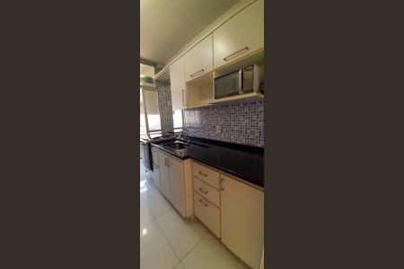 Apartamento para alugar com 67m², 2 quartos e 2 vagas Apartamento para alugar com 67m², 2 quartos e 2 vagasCozinha