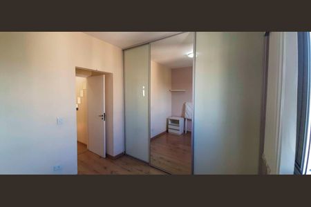 Apartamento para alugar com 67m², 2 quartos e 2 vagas