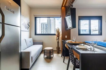 Sala de kitnet/studio para alugar com 1 quarto, 24m² em Pinheiros, São Paulo