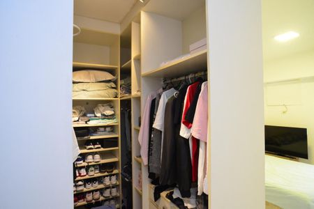 Apartamento à venda com 60m², 1 quarto e 1 vagaCloset