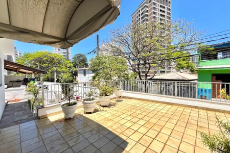 Casa para alugar com 210m², 3 quartos e 2 vagasVaranda