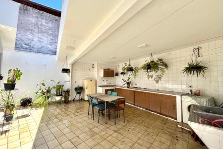 Casa para alugar com 210m², 3 quartos e 2 vagasQuintal