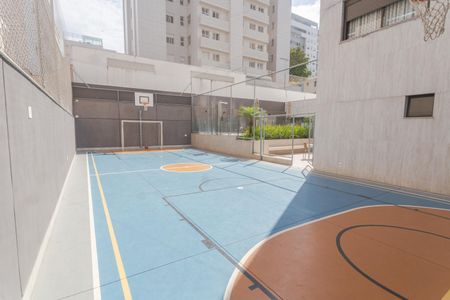 Apartamento à venda com 143m², 4 quartos e 3 vagas Apartamento à venda com 143m², 4 quartos e 3 vagasÁrea Comum - Quadra Esportiva