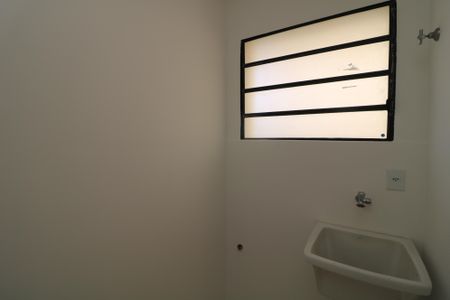 Apartamento para alugar com 60m², 2 quartos e 1 vagaÁrea de Serviço