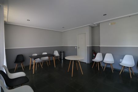 Apartamento para alugar com 60m², 2 quartos e 1 vagaÁrea comum - Salão de festas